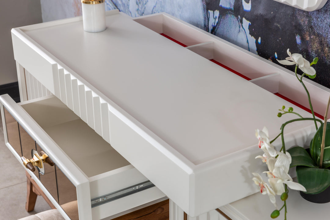 B- Tetra Bedroom