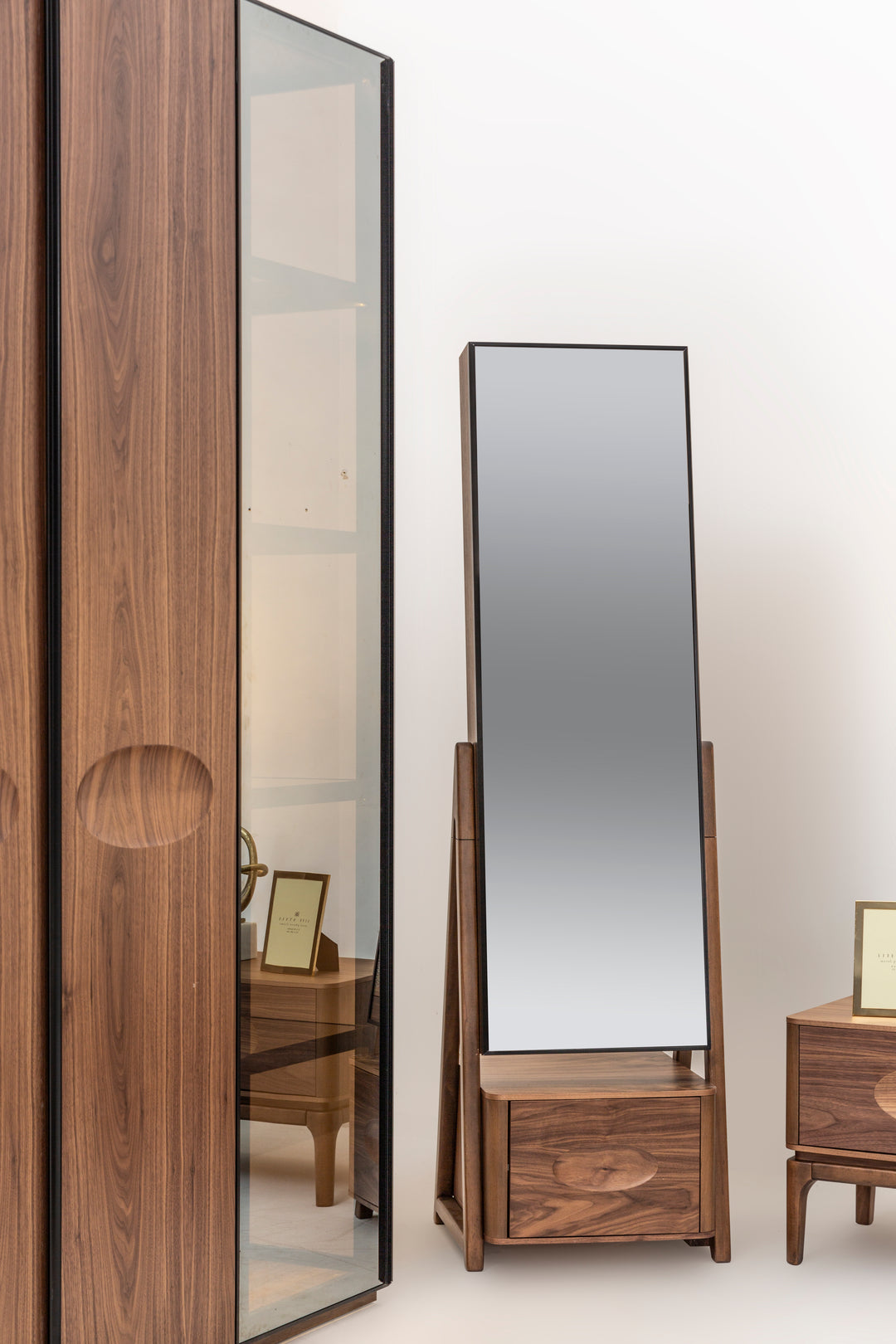 B- Aston Bedroom Set