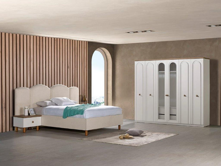 C- Bohem Wardrobe