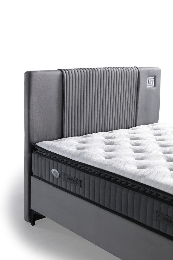 K- Lucci Bed Sets