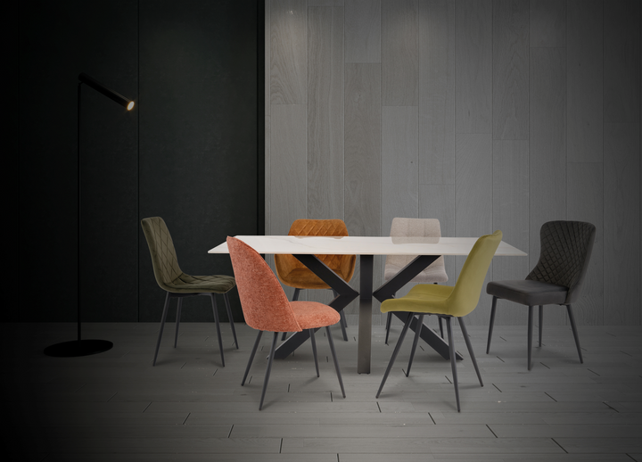 W-Corsa Dining Table