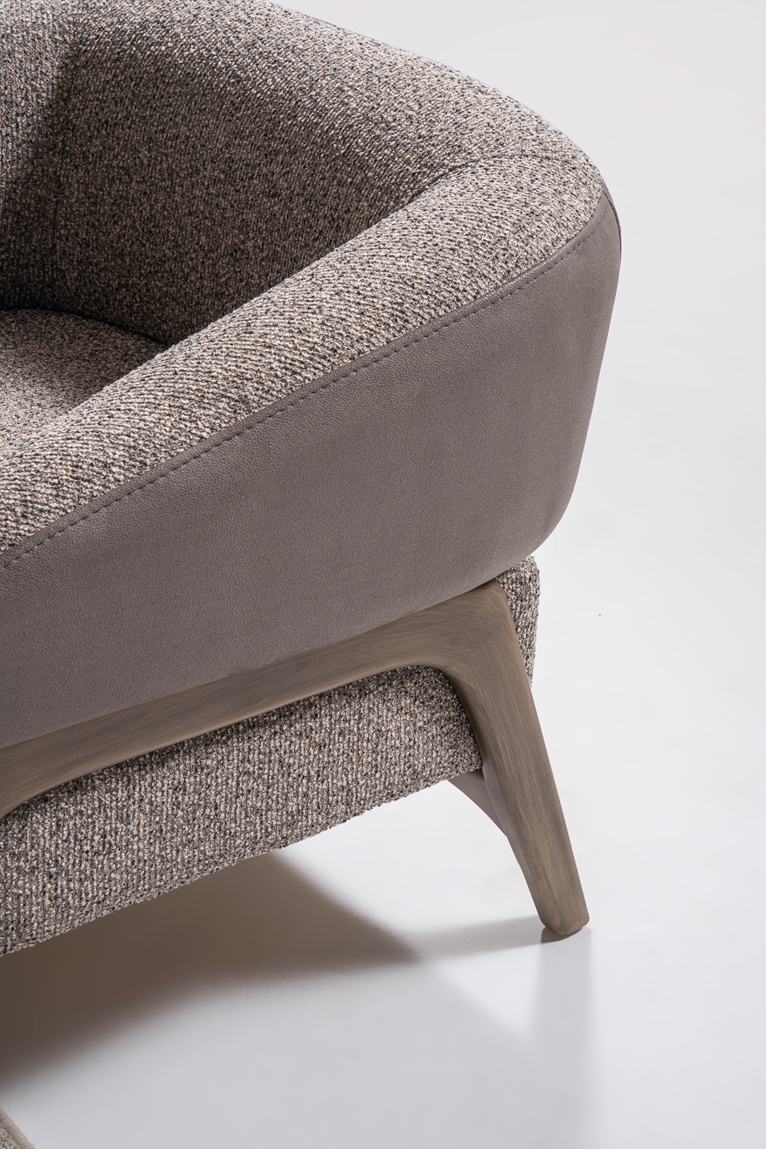 D- Icon Sofa Set