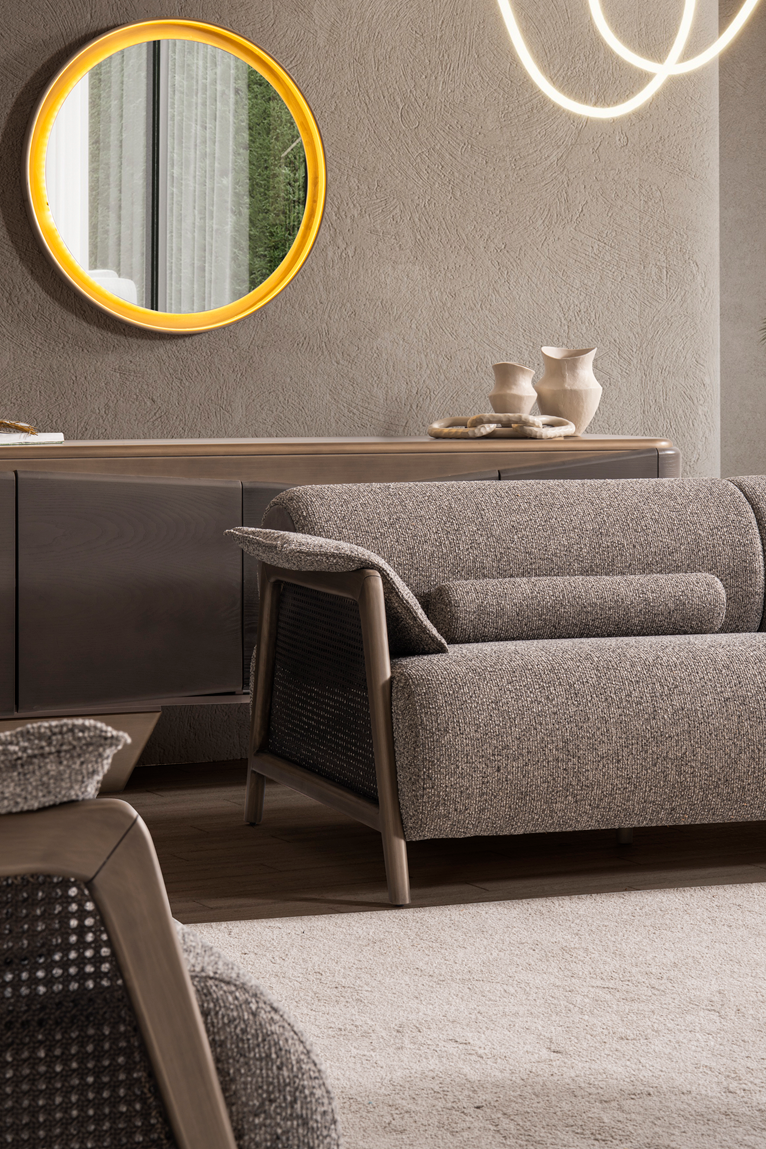 D- Icon 3-Seater Sofa