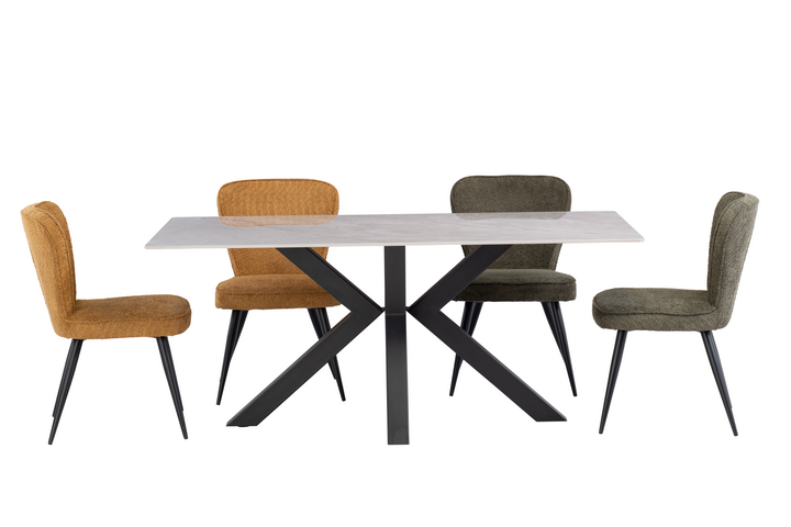 W-Corsa Dining Table