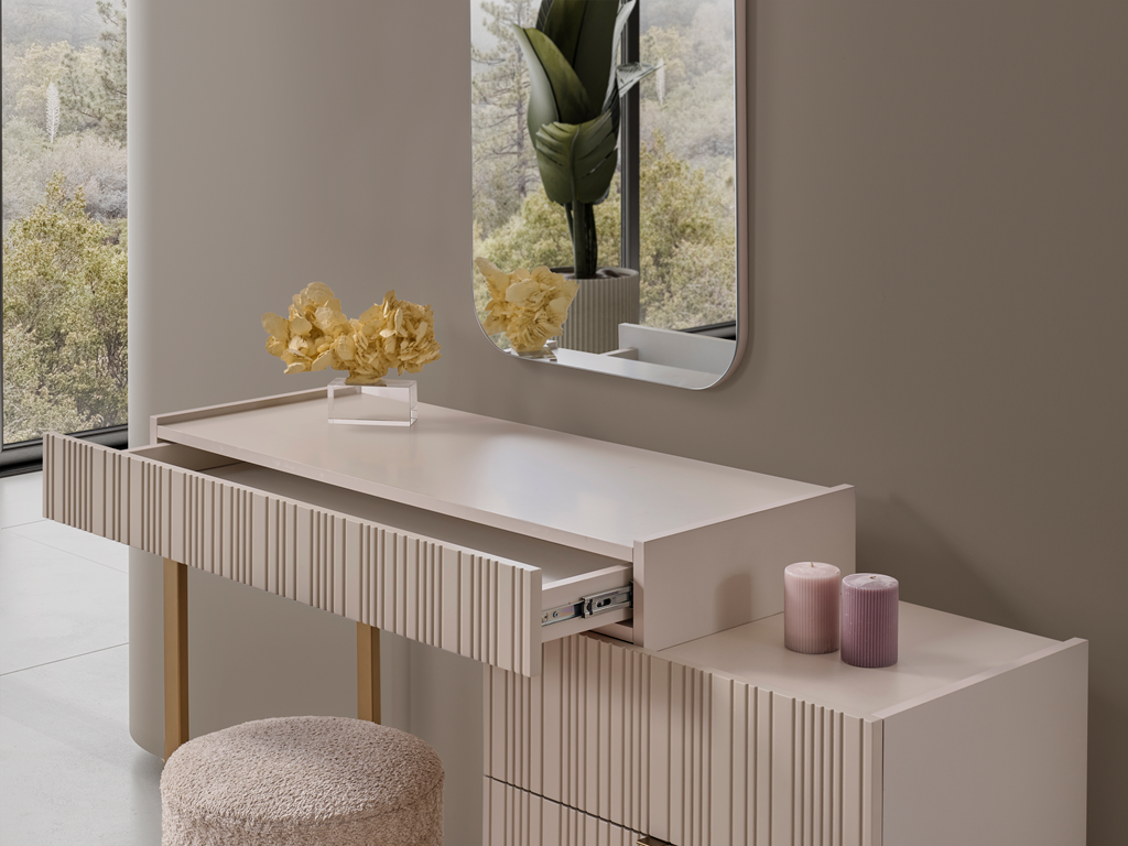 O- Hermes Bedroom Set